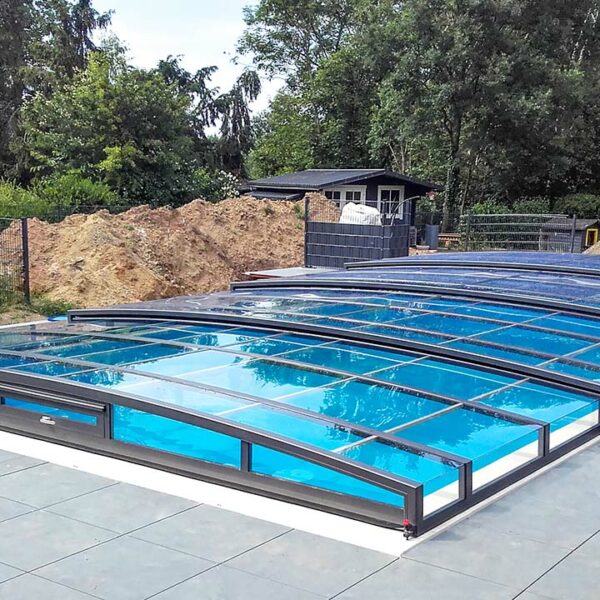carat-sf-schwimmbadueberdachung