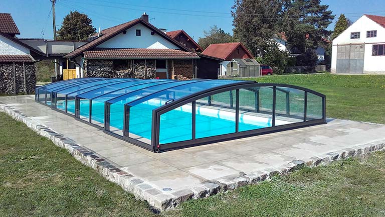 carat-avantgarde-poolueberdachung